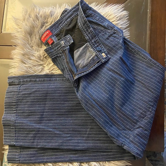 Jenology Chaps Denim Size 16 Jean Trousers 2-front pleats 2-back pockets. - Picture 3 of 6